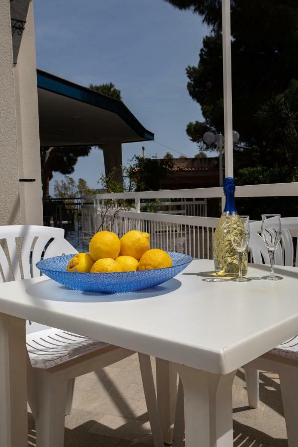 Villa Aurora Mondello Addaura Esterno foto