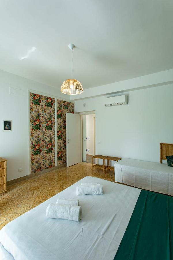 Villa Aurora Mondello Addaura Esterno foto